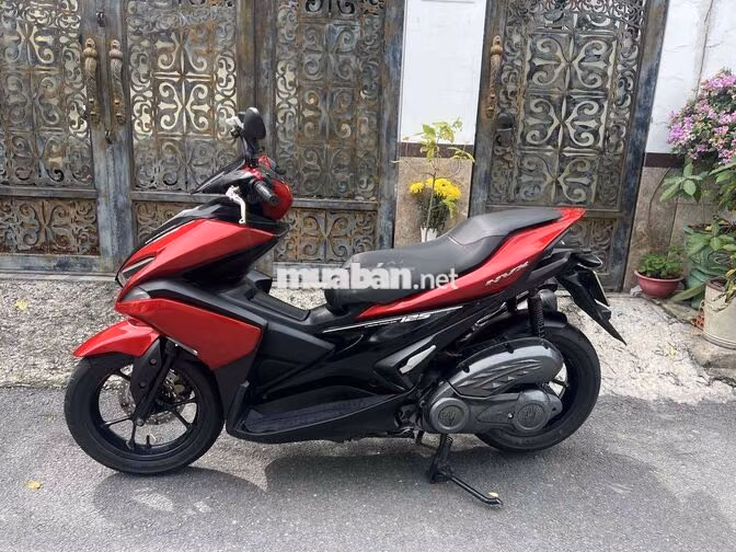 Yamaha NVX 125 2017 màu Đỏ