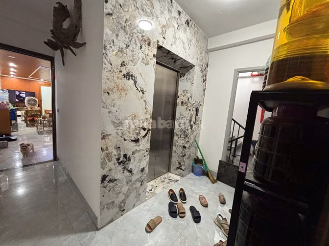 CẦU GIẤY - 173M² - 7 TẦNG THANG MÁY - 33 PHÒNG CHO THUÊ FULL
