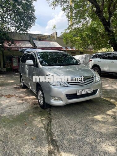 Toyota Innova-G 2010 Số sàn Bạc
