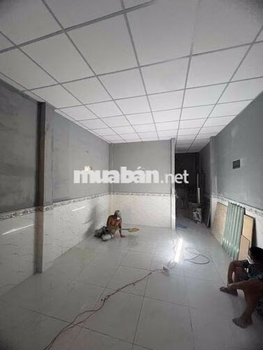 Nhà nguyên căn gần kho B 2pn 2wc giá 6tr