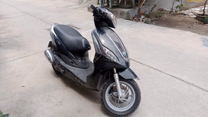 Bán xe Piaggio Fly 125 màu đen - Ý