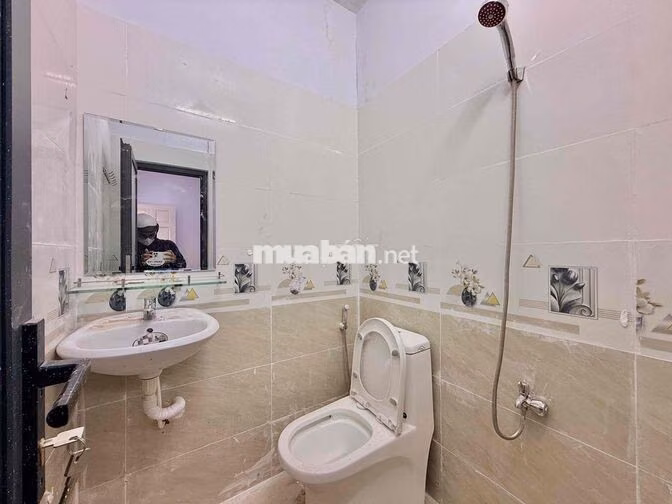 STUDIO FULL NỘI THẤT MỚI - NGAY PHẠM VĂN HAI - BỜ KÈ HOÀNG SA