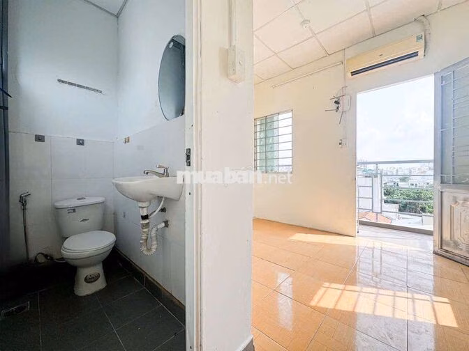 CHO THUÊ PHÒNG CÁCH ĐH TÔN ĐỨC THẮNG 500M