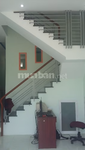 Cho thuê nhà nguyên căn 1 trệt,1 lầu đường 28, P. Linh Đông, TĐ