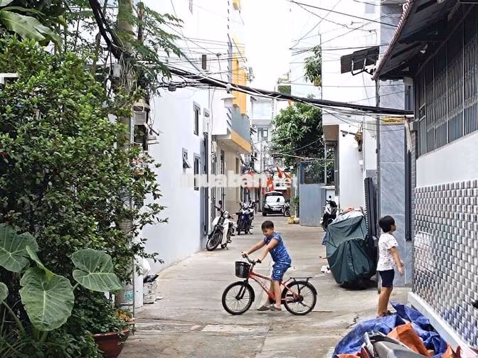 Bán Nhà xe hơi đổ cửa -4-12-3 tầng - Khu dân cư yên tĩnh - Lâm Văn Bền