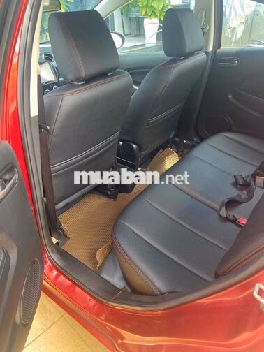 Mazda Mazda 2 2014 Hatchback đỏ