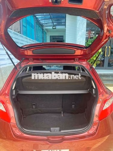 Mazda Mazda 2 2014 Hatchback đỏ
