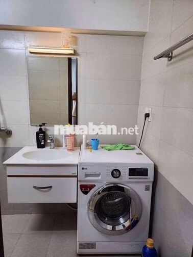 Cho thuê căn hộ 1 phòng ngủ  tầng 1 phước trường 17