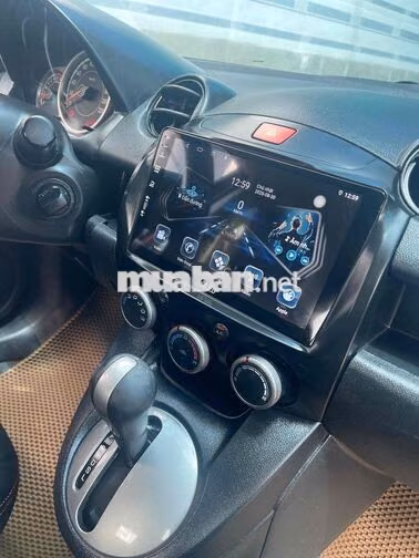 Mazda Mazda 2 2014 Hatchback đỏ