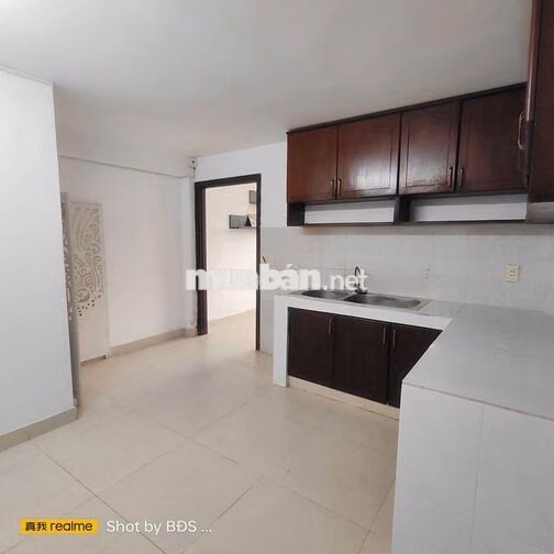 Nhà 2 tầng QL13  6x17, 3 phòng ngủ 10tr/tháng