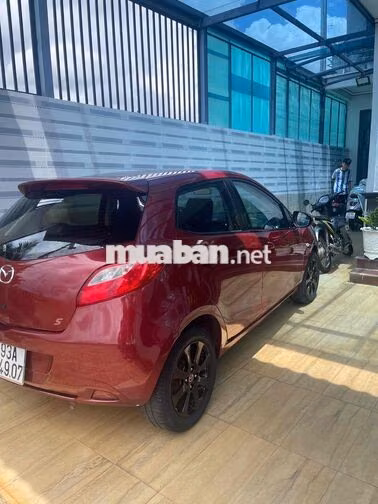Mazda Mazda 2 2014 Hatchback đỏ
