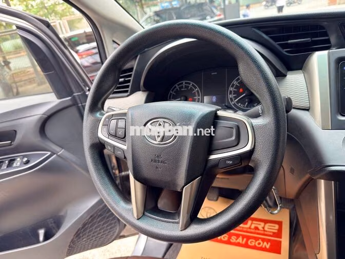 Toyota Innova E 2023 Bạc 128.867 km