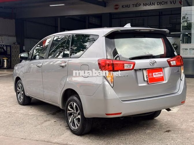 Toyota Innova E 2023 Số sàn Bạc