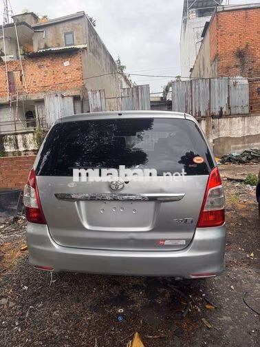 Toyota Innova E 2012 một chủ mua mới