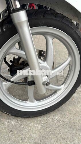 Honda Vision 2016 Trắng đen ( hỗ trợ góp )