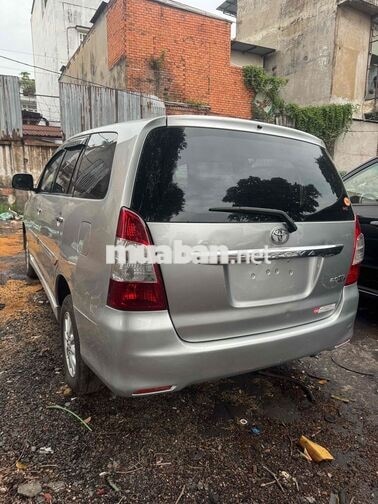 Toyota Innova E 2012 một chủ mua mới