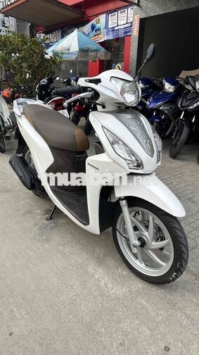 Honda Vision 2016 Trắng đen ( hỗ trợ góp )