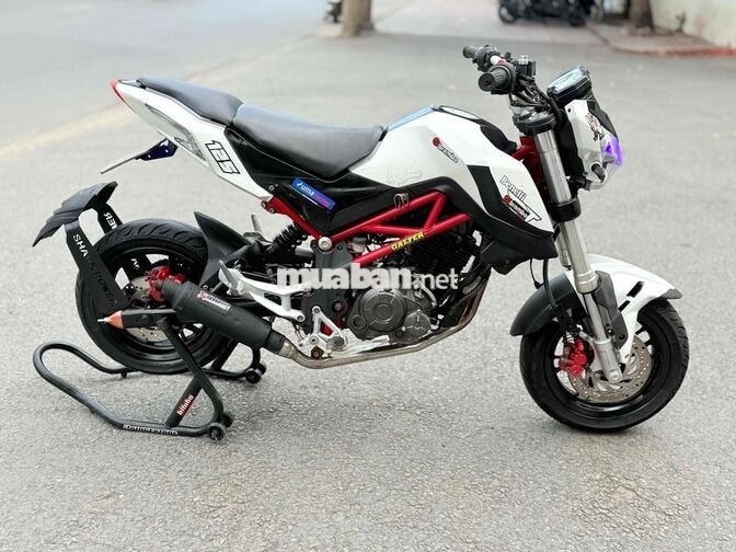 Benelli TNT 125cc Fi 2017 Trắng Phun xăng điện tử