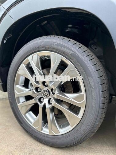 TOYOTA INNOVA CROSS 2026 [ GIAO NGAY - ĐỦ MÀU ]