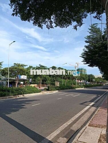 Chính chủ bán lô đất K1  trung tâm thành phố