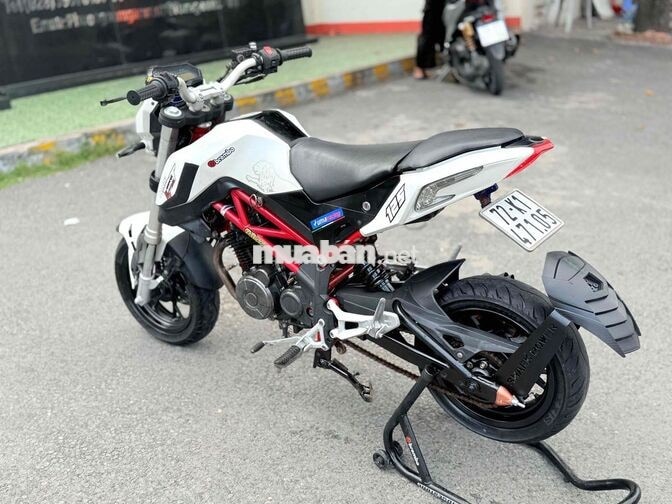 Benelli TNT 125cc Fi 2017 Trắng Phun xăng điện tử