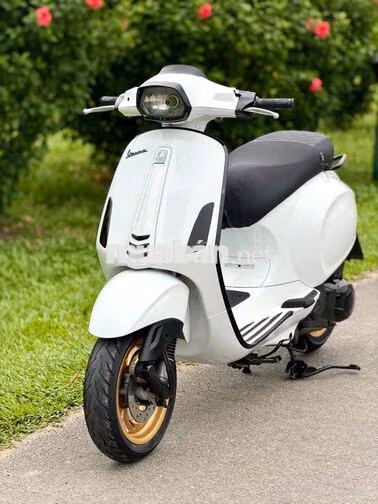 Piaggio Vespa Sprint 125cc 2015 Trắng đen Sposty