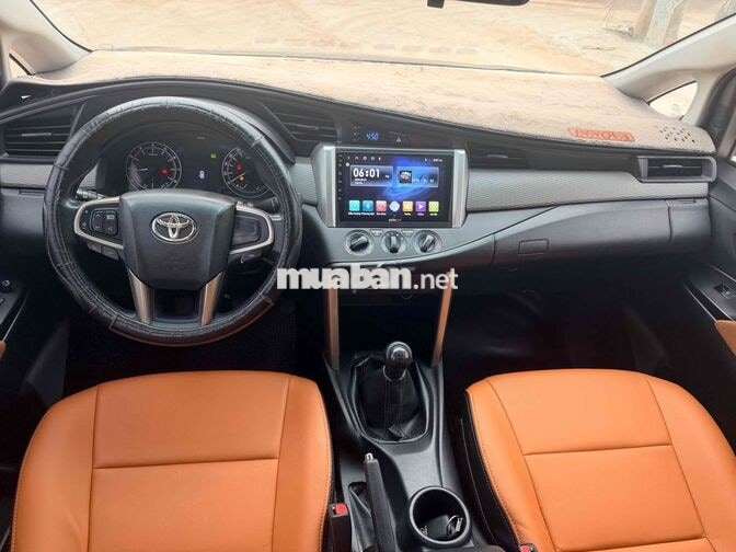 Toyota Innova 2017 Số sàn màu Nâu 19vạn bao tua