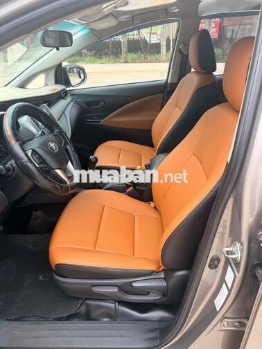 Toyota Innova 2017 Số sàn màu Nâu 19vạn bao tua