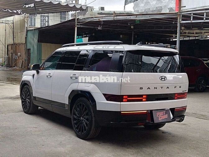 HYUNDAI SANTAFE 2024 CALLIGRAPHY 2.5T,màu trắng