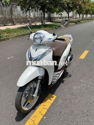 Honda SH Mode 2017 Trắng