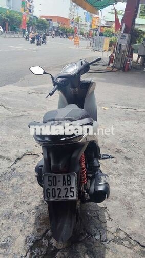 Honda SH 125i ABS 2025 Xám 1800 km