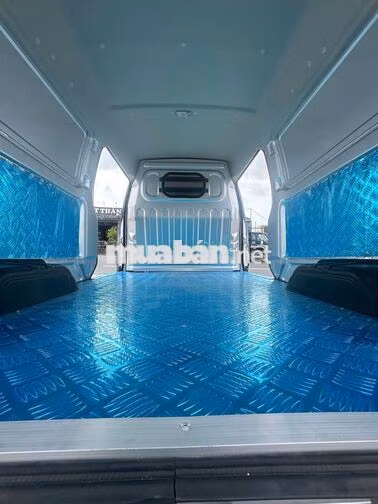 Xe tải van SRM X30i Bạc 2.25m