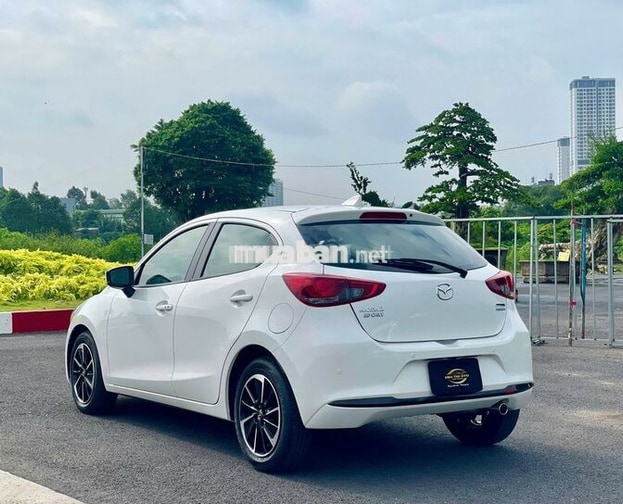 Mazda Mazda 2 1.5 Premium Sport 2024 Trắng Tự động
