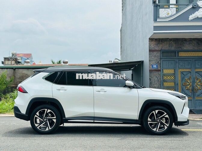 Toyota Yaris Cross 2024 1.5 S Trắng 18.000 km