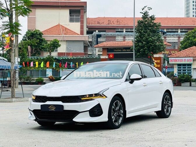 Kia K5 2.5 GT Line 2024 Trắng 9.000 km