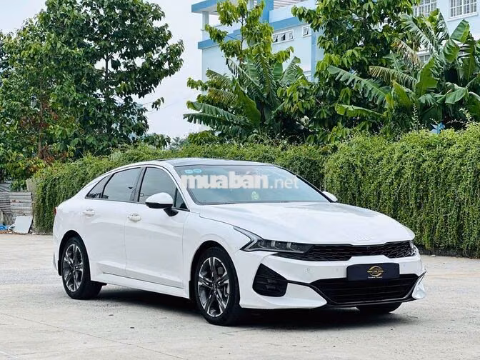 Kia K5 2.5 GT Line 2024 Trắng 9.000 km