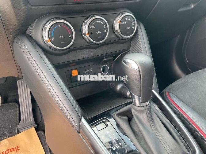 Mazda Mazda 2 1.5 Premium Sport 2024 Trắng Tự động