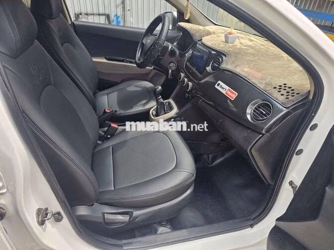 Hyundai i10 Sedan 1.2 2015 Trắng