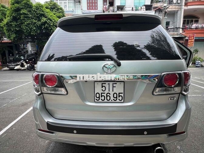 Toyota Fortuner 2016 Bạc Dầu Việt Nam