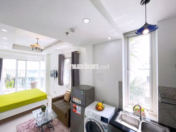 STUDIO BAN CÔNG SIÊU CHILL - FULL NỘI THẤT CAO CẤP - LÊ VĂN SỸ -  Q3