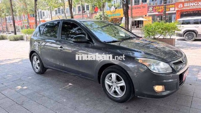 Hyundai i30 2009 Tự động Xám
