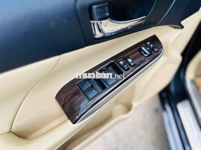 Toyota Camry 2.0E 2018 Đen 94000 km