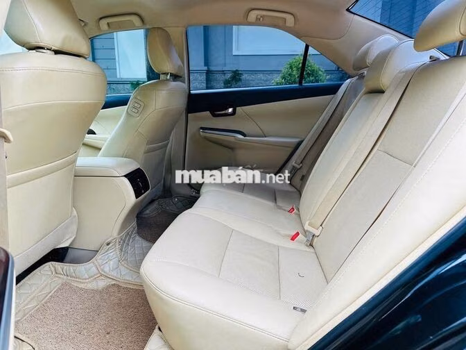 Toyota Camry 2.0E 2018 Đen 94000 km