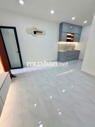 Bán nhà hẻm 184 thoáng đường Âu Dương Lân P3 Q8 