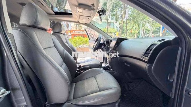 Hyundai i30 2009 Tự động Xám