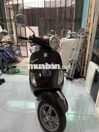 Piaggio Vespa LX 125 Nâu