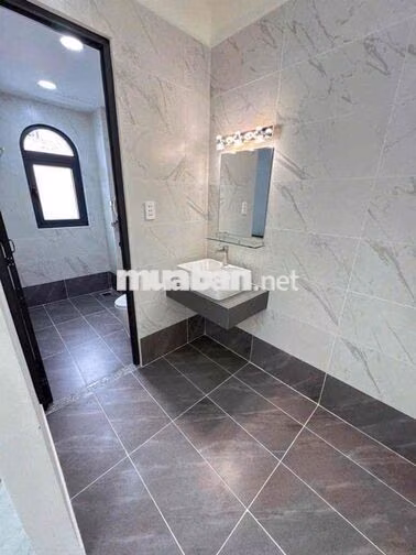 NGUYỄN CĂN NGAY TRUNG TÂM LÊ QUANG ĐỊNH - PHẠM VĂN ĐỒNG 3PN-4WC RIÊNG