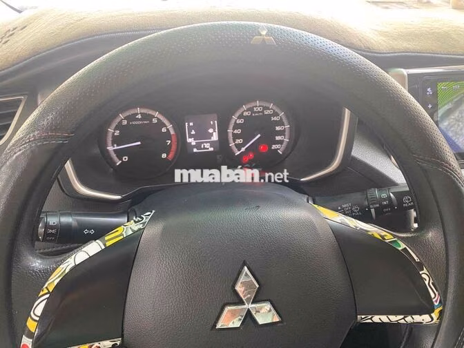 Mitsubishi Xpander 2021 Số sàn Trắng 100.000 km