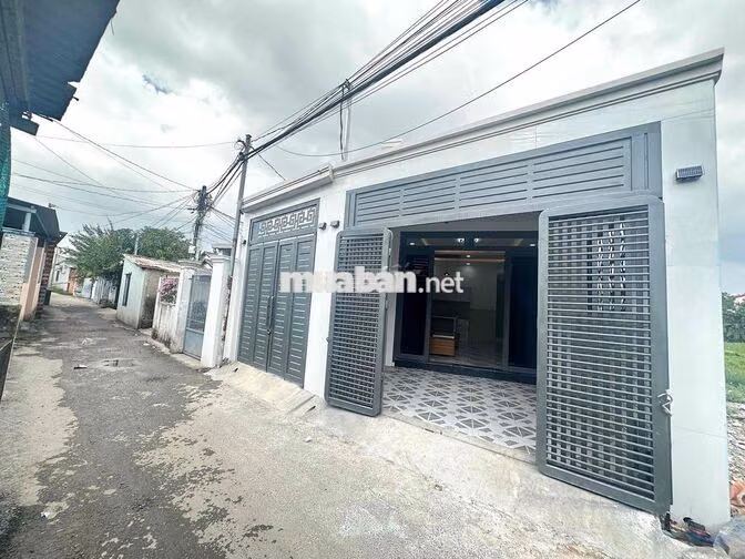 Bán nhà sổ riêng. 75m2 ngay trường học Nguyễn Văn Trỗi . Tân Vạn