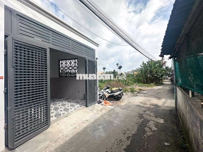 Bán nhà sổ riêng. 75m2 ngay trường học Nguyễn Văn Trỗi . Tân Vạn